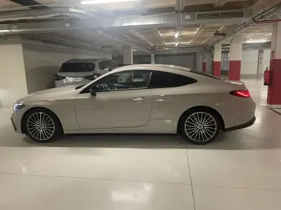 Occasion Mercedes CLE300 258 PK (189 kW) 2024 Beige Coupé