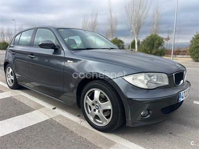 Gris / plata Usado 2006 BMW 116 Utilitario | 5990 € (Precio justo)
