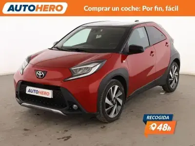 Usado Toyota Aygo X Edition 72 CV (52 kW) 2022 Rojo SUV