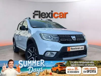 Usado Dacia Sandero Comfort 101 CV (74 kW) 2020 Blanco Utilitario
