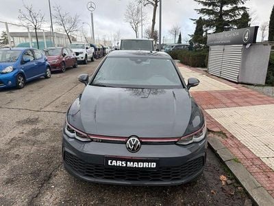 Usado VW Golf VIII GTI 245 CV (180 kW) 2022 Gris / plata Berlina