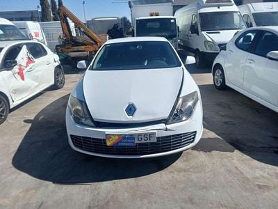 Usado Renault Laguna Coupé 150 CV (110 kW) 2009 Blanco Coupe