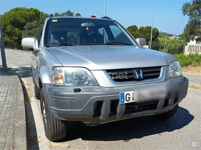 Usado Honda CR-V 128 CV (94 kW) 1999 Gris / plata SUV