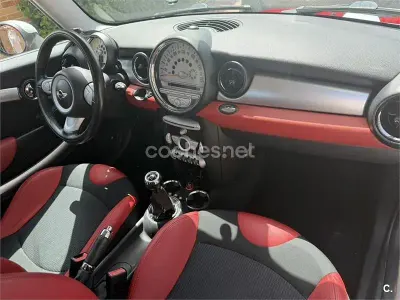 Usado Mini Cooper 120 CV (88 kW) 2010 Rojo Utilitario
