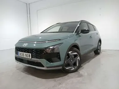 Usado Hyundai Bayon 102 CV (75 kW) 2025 Blanco SUV