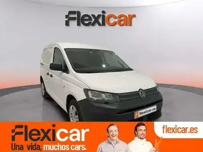 Usado VW Caddy 102 CV (75 kW) 2024 Blanco Monovolumen