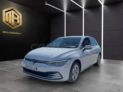 Usado VW Golf VIII Life 115 CV (84 kW) 2022 Blanco Berlina