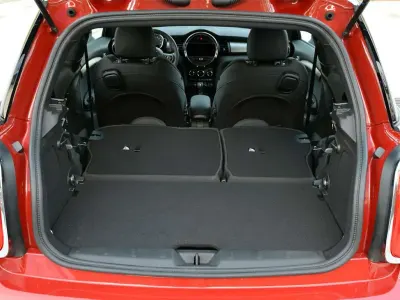Usado Mini Cooper D 116 CV (85 kW) 2015 Negro Utilitario