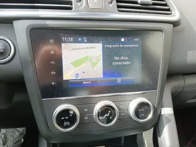 Usado Renault Kadjar Zen 115 CV (84 kW) 2020 Rojo SUV