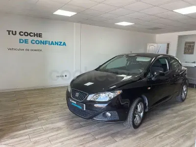 Usado Seat Ibiza SC 90 CV (66 kW) 2010 Negro Utilitario