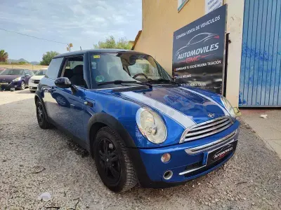 Usado Mini ONE 90 CV (66 kW) 2006 Azul Utilitario