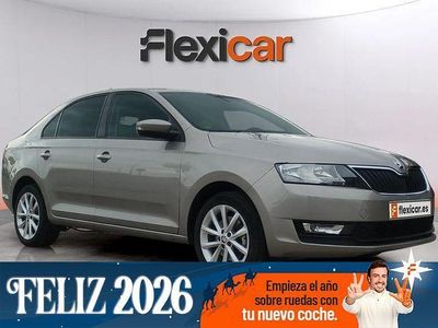 Gris Usado 2018 Skoda Rapid Active Berlina | 13.490 € (Precio justo)