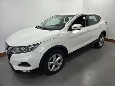 Usado Nissan Qashqai Acenta 150 CV (110 kW) 2020 Blanco SUV