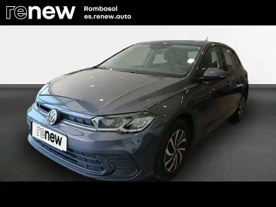 Usado VW Polo Life 95 CV (69 kW) 2023 Gris Utilitario