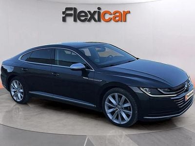 Usado VW Arteon Elegance 150 CV (110 kW) 2018 Gris Coupe