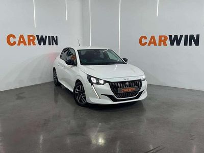 Usado Peugeot 208 Allure 102 CV (75 kW) 2023 Blanco Utilitario