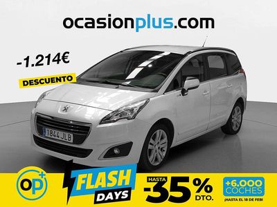 Usado Peugeot 5008 Style 120 CV (88 kW) 2016 Blanco Monovolumen
