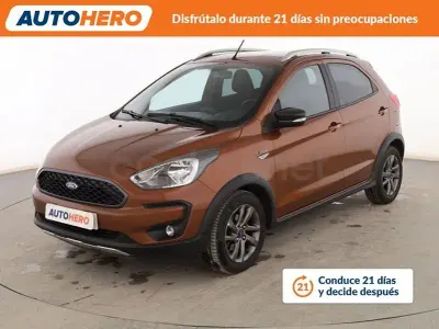 Usado Ford Ka Plus Active 85 CV (62 kW) 2018 Marrón Utilitario