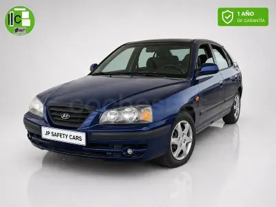 Usado Hyundai Elantra Comfort 107 CV (78 kW) 2007 Azul Berlina
