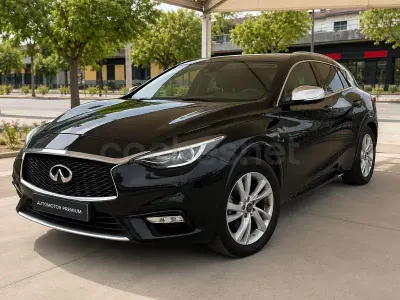 Usado Infiniti Q30 Premium 109 CV (80 kW) 2017 Negro Berlina