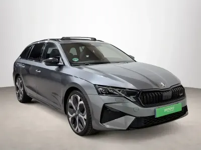 Usado Skoda Octavia RS 265 CV (194 kW) 2025 Gris Familiar