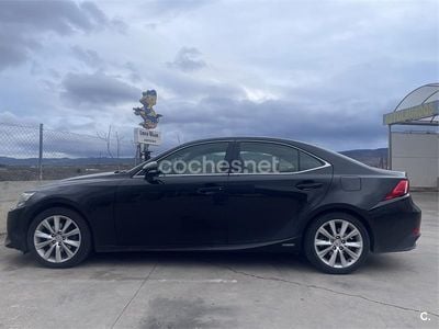Usado Lexus IS250 Luxury Line 208 CV (152 kW) 2013 Negro Berlina