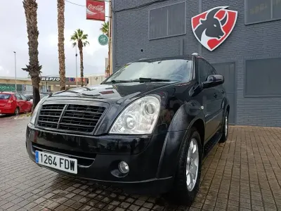 Usado SsangYong Rexton Limited 186 CV (136 kW) 2006 Negro SUV