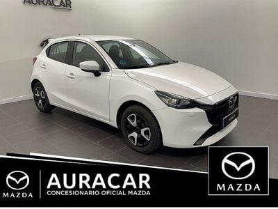 Blanco Usado 2023 Mazda 2 Center-Line Berlina | 17.300 € (Un poco caro)