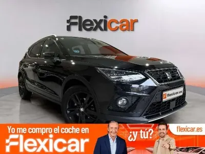 Usado Seat Arona Ecomotive 116 CV (85 kW) 2018 Negro SUV