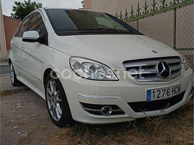 Mercedes B180