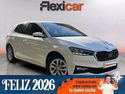 Blanco Usado 2024 Skoda Fabia Selection Berlina | 16.490 € (Precio justo)