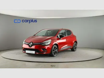 Usado Renault Clio IV Zen 90 CV (66 kW) 2017 Rojo Utilitario