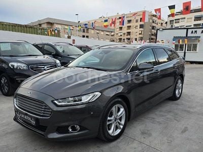 Gris / plata Usado 2015 Ford Mondeo Trend Familiar | 8650 € (Buen precio)