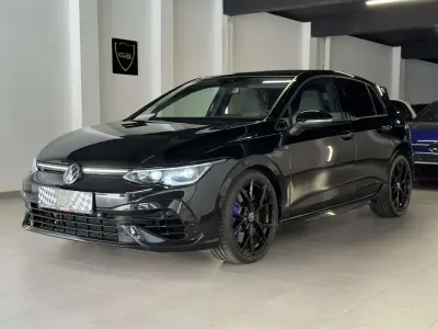 Occasion VW Golf VIII R 333 ch (244 kW) 2024 Noir Citadine