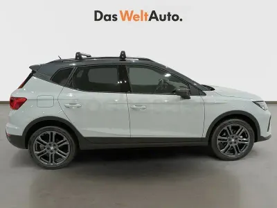 Nuevo Seat Arona 115 CV (84 kW) 2026 Gris / plata SUV