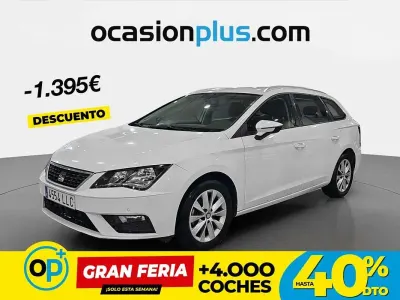 Usado Seat Leon ST Style 131 CV (96 kW) 2020 Blanco Familiar