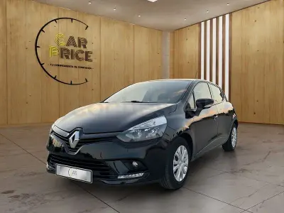 Usado Renault Clio IV LIMITED 75 CV (55 kW) 2017 Negro Berlina