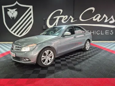 Usado Mercedes C320 Avantgarde 227 HP (166 kW) 2008 Cinzento Sedan
