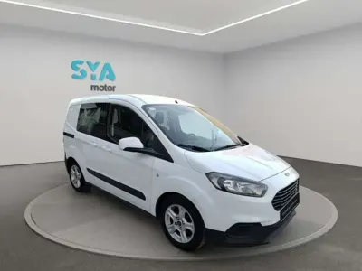 Usado Ford Transit Ambiente 101 CV (74 kW) 2020 Blanco Familiar