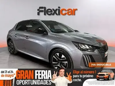 Usado Peugeot 208 Allure 100 CV (73 kW) 2025 Gris Utilitario