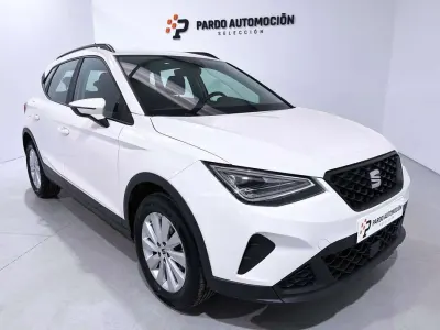Usado Seat Arona Style 110 CV (80 kW) 2023 Blanco SUV
