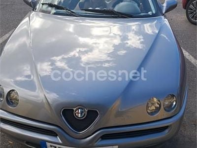 Usado Alfa Romeo Spider 155 CV (114 kW) 2000 Gris / plata Descapotable