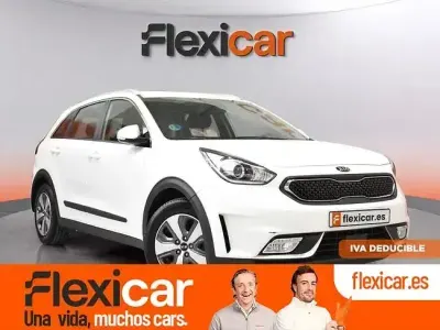 Usado Kia Niro 141 CV (103 kW) 2019 Blanco SUV