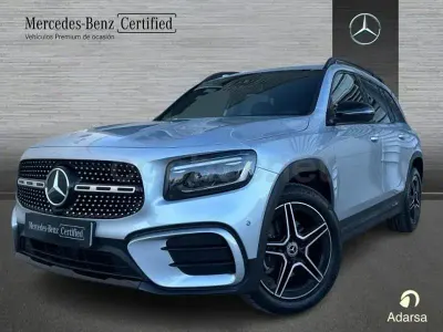 Usado Mercedes GLB200 150 CV (110 kW) 2025 Plata hightech SUV