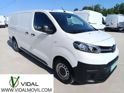Usado Toyota Proace 140 CV (102 kW) 2022 Blanco Monovolumen