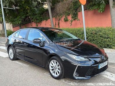 Negro Usado 2022 Toyota Corolla Active Berlina | 16.999 € (Precio justo)