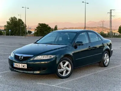 Usado Mazda 6 Sportive 136 CV (100 kW) 2003 Verde Berlina