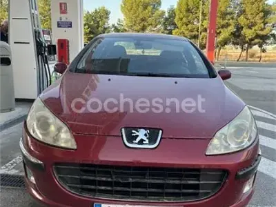 Usado Peugeot 407 110 CV (80 kW) 2006 Granate Berlina