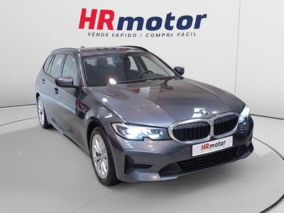 Gris Usado 2021 BMW 318 M Sport Familiar | 21.440 € (Precio justo)