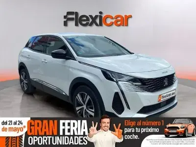 Usado Peugeot 3008 Allure 130 CV (95 kW) 2023 Blanco SUV